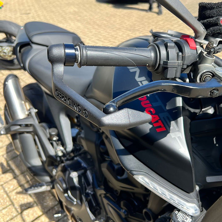 [BLG-18-S10-A160-GBR-002] GBRacing Brake Lever Guard A160 for Ducati Panigale V4 - image 2