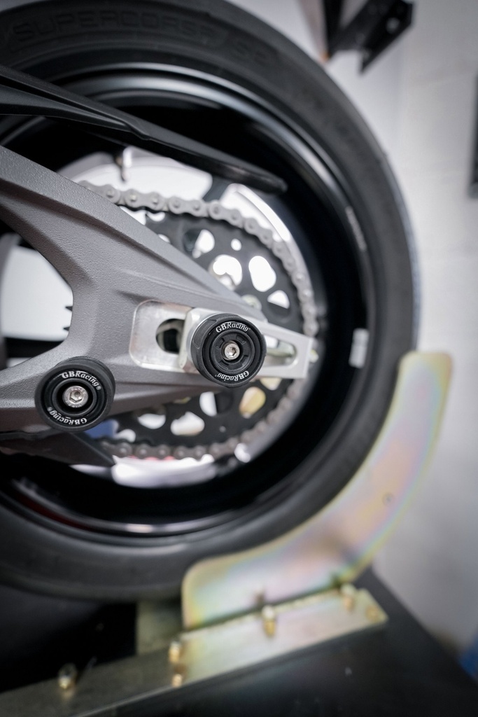 [GSP-28-18-80-001] GBRacing Rear LHS Spindle Protector for Ducati Panigale V4 - image 4