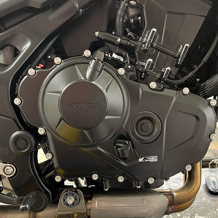 [EC-CB750-2023-2-GBR] GBRacing Clutch Case Cover for Honda CB750 Hornet XL750 Transalp - image 1