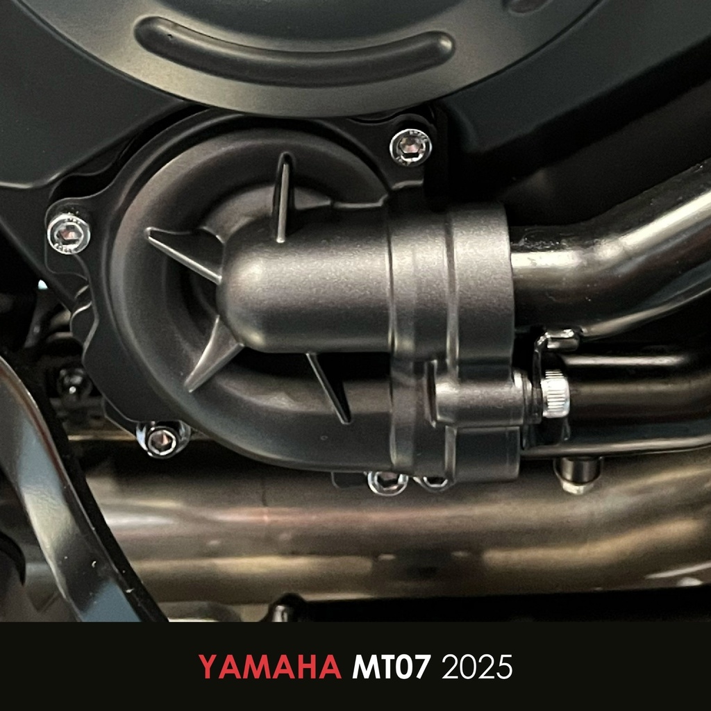 [EC-MT07-2025-5-GBR] GBRacing Water Pump Cover for Yamaha MT-07 Tenere 2025 - image 1