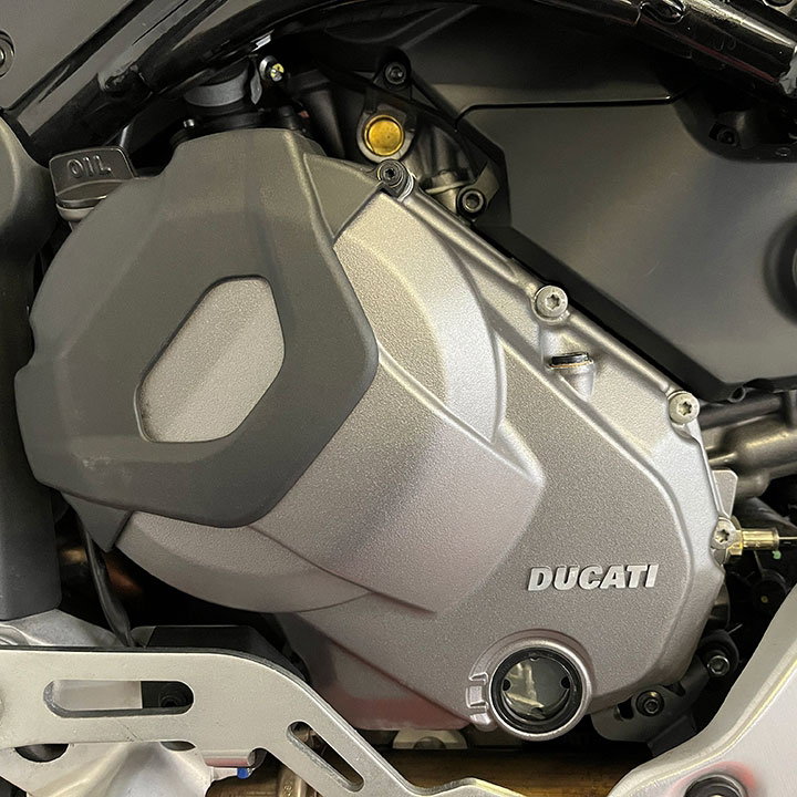 [EC-V2-950-2021-2-GBR] GBRacing Clutch Case Cover for Ducati V2 DesertX Multistrada Monster - image 1
