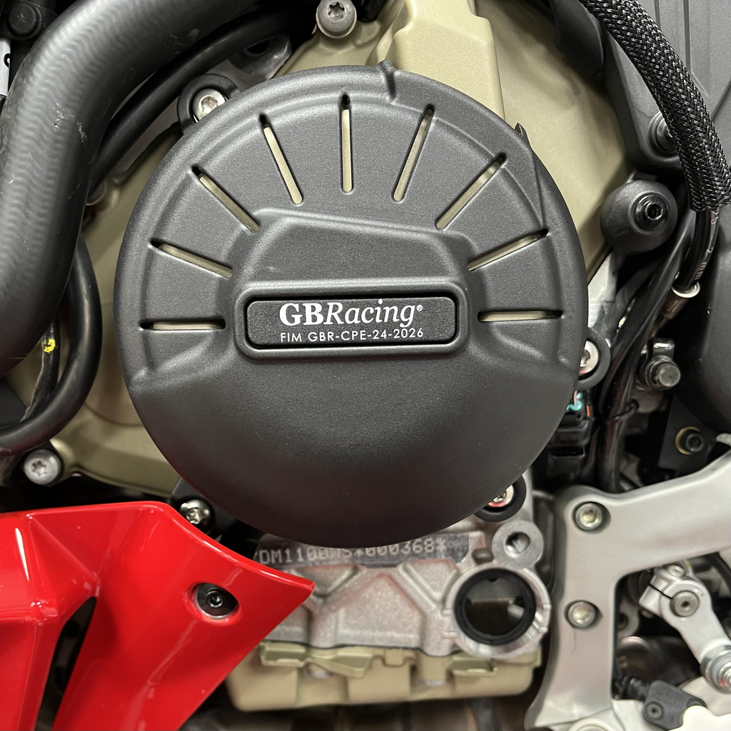 [EC-V4S-SF-2025-SET-GBR] GBRacing Engine Case Cover Set for Ducati Streetfighter V4 2025 - image 1