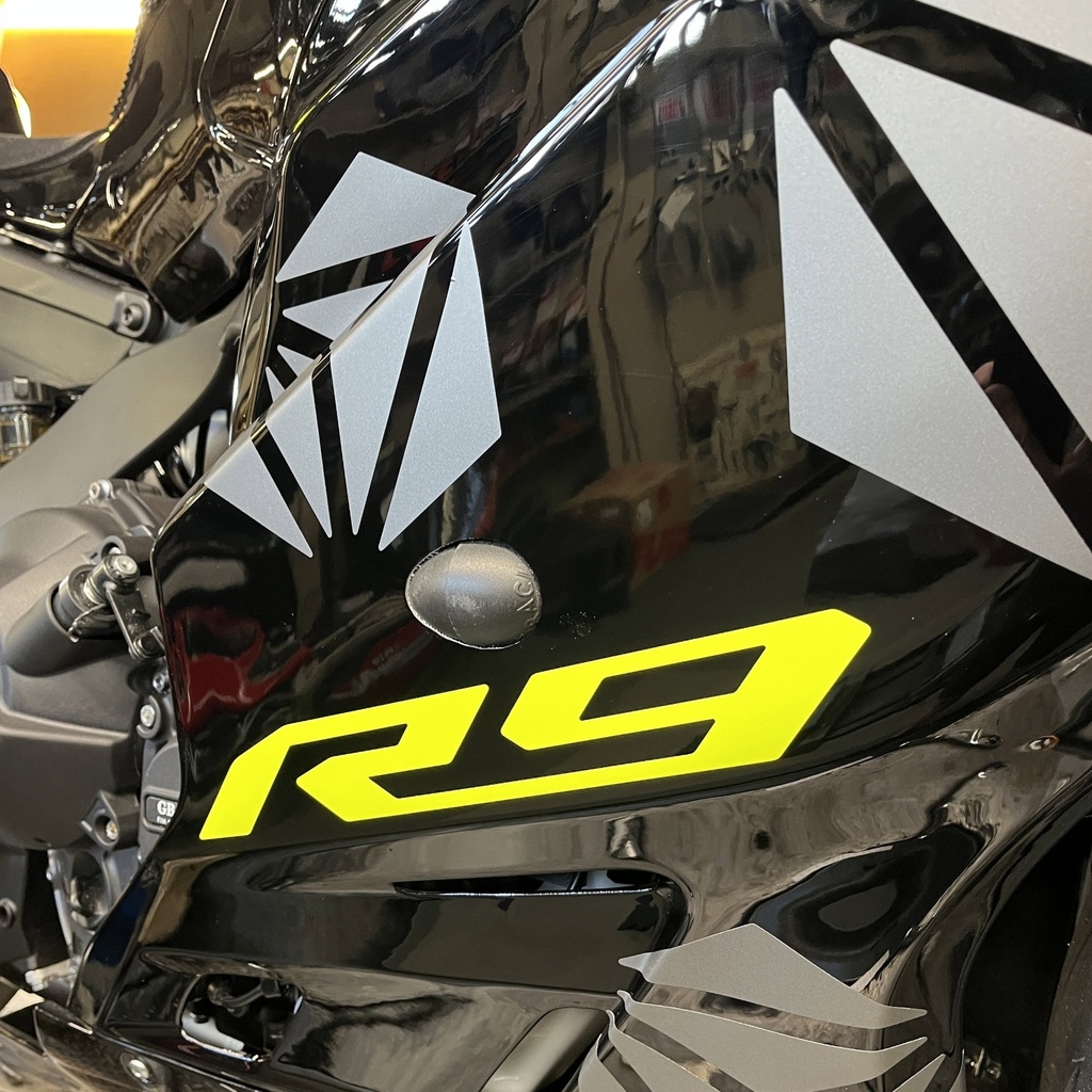 [FS-R9-2025-RHS-R] GBRacing RHS Bullet Frame Slider (Race) for Yamaha YZF-R9 - image 1