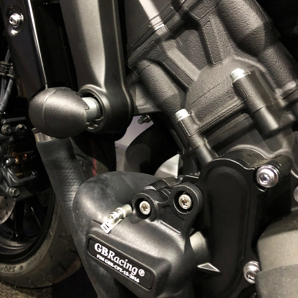 [FS-XSR900-2015-LHS-S] GBRacing Bullet Frame Slider (Street) LHS for Yamaha XSR900 2016 - 2021 - image 1
