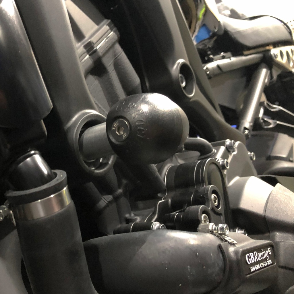 [FS-XSR900-2015-LHS-S] GBRacing Bullet Frame Slider (Street) LHS for Yamaha XSR900 2016 - 2021 - image 4