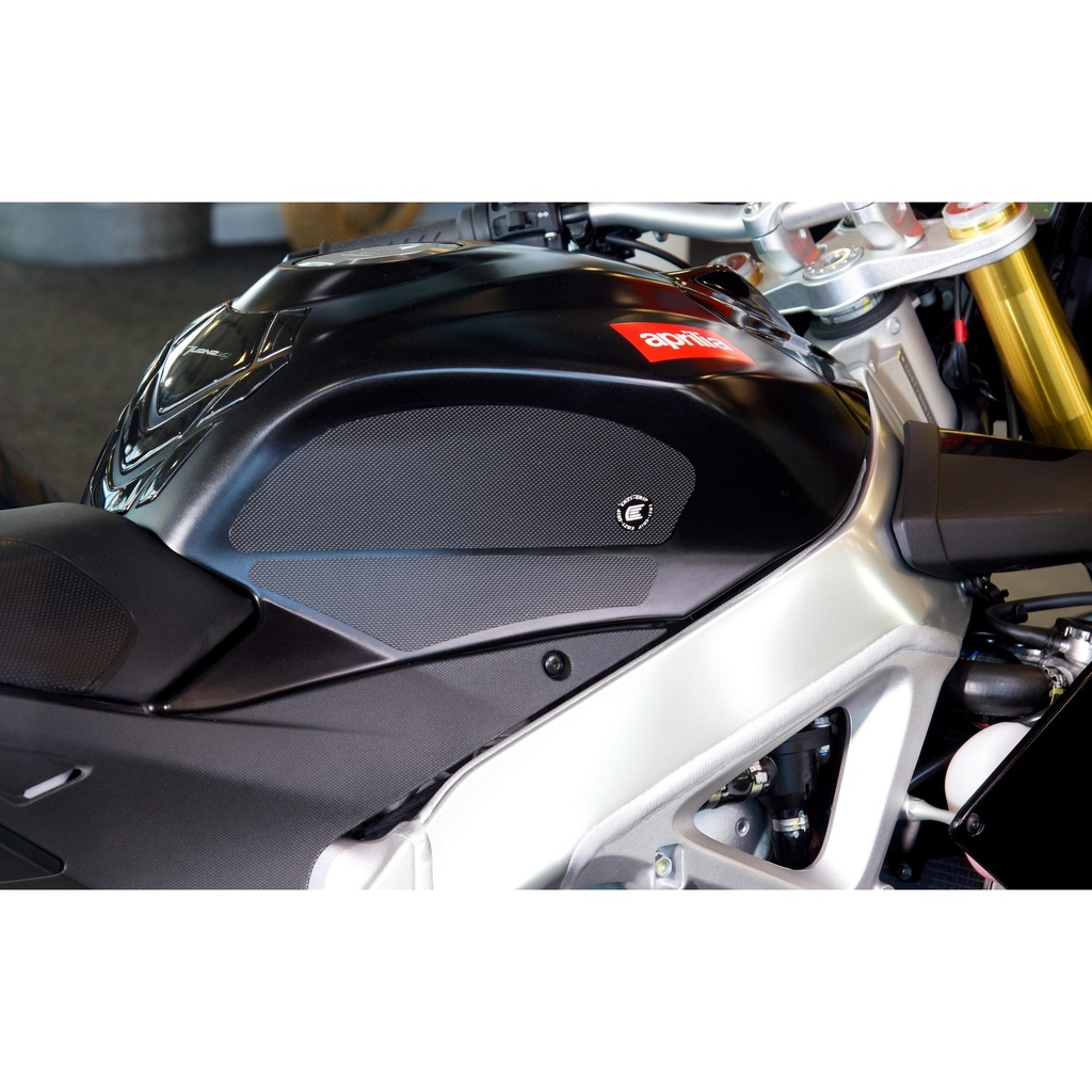 [EVO002BL] Eazi-Grip EVO Tank Grips for Aprilia RSV4 Tuono V4R 2009 - 2020, clear or black (Black) - image 2