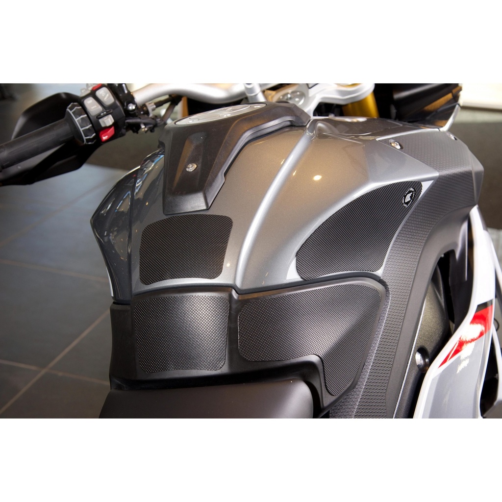 [SIL110BL] Eazi-Grip Silicone Tank Grips for BMW S1000XR 2015 - 2019 - image 2