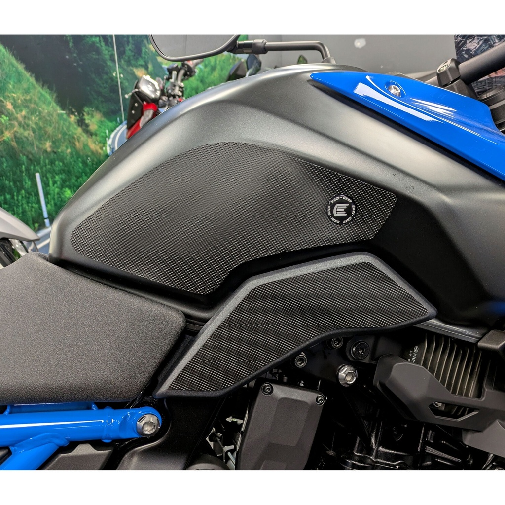 [EVO740BL] Eazi-Grip EVO Tank Grips for Suzuki GSX-8S, clear or black (Black) - image 1
