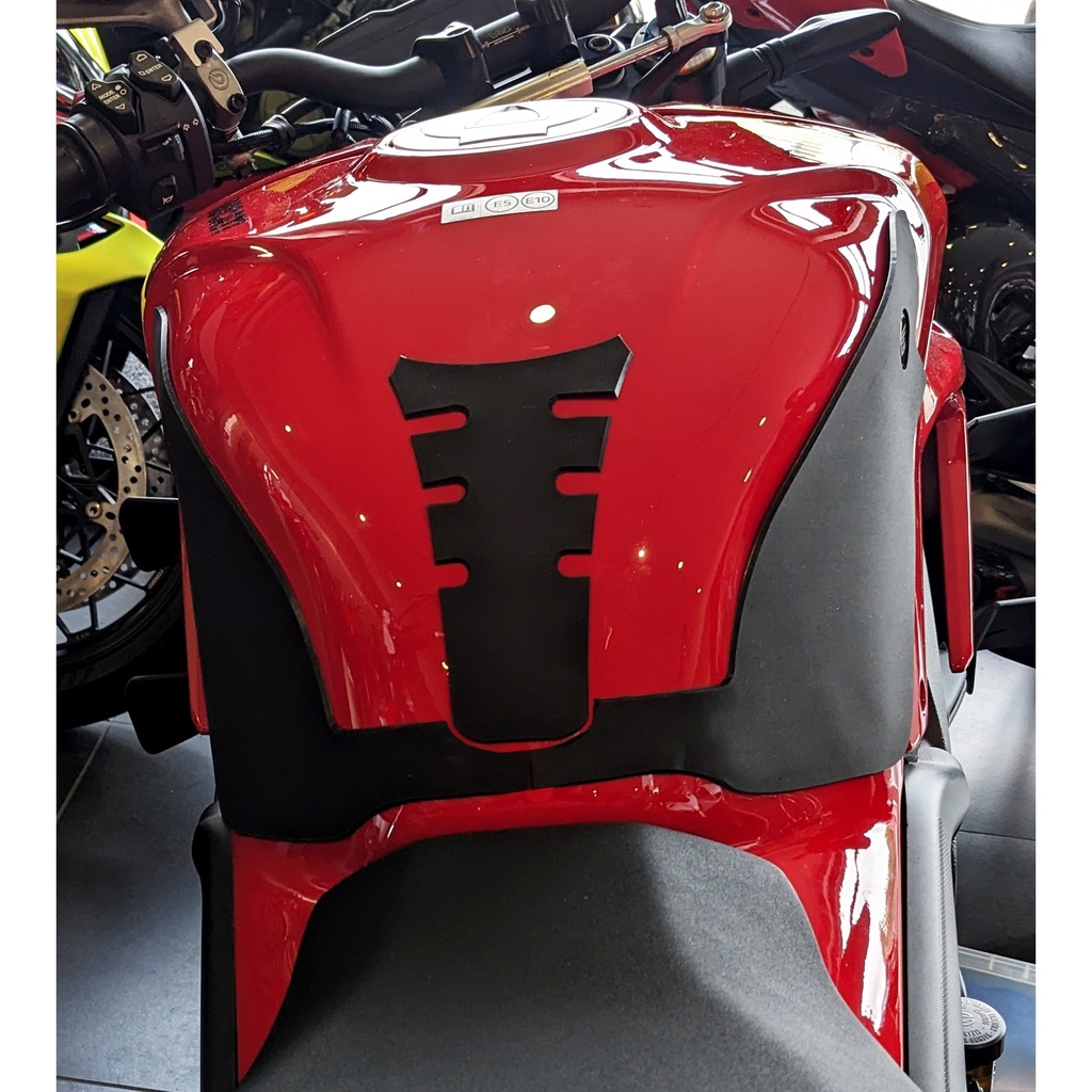 [WRAPDUC001BL] Eazi-Grip PRO Wrap-Around Tank Grip for Ducati Panigale Streefighter V4 (Black) - image 2