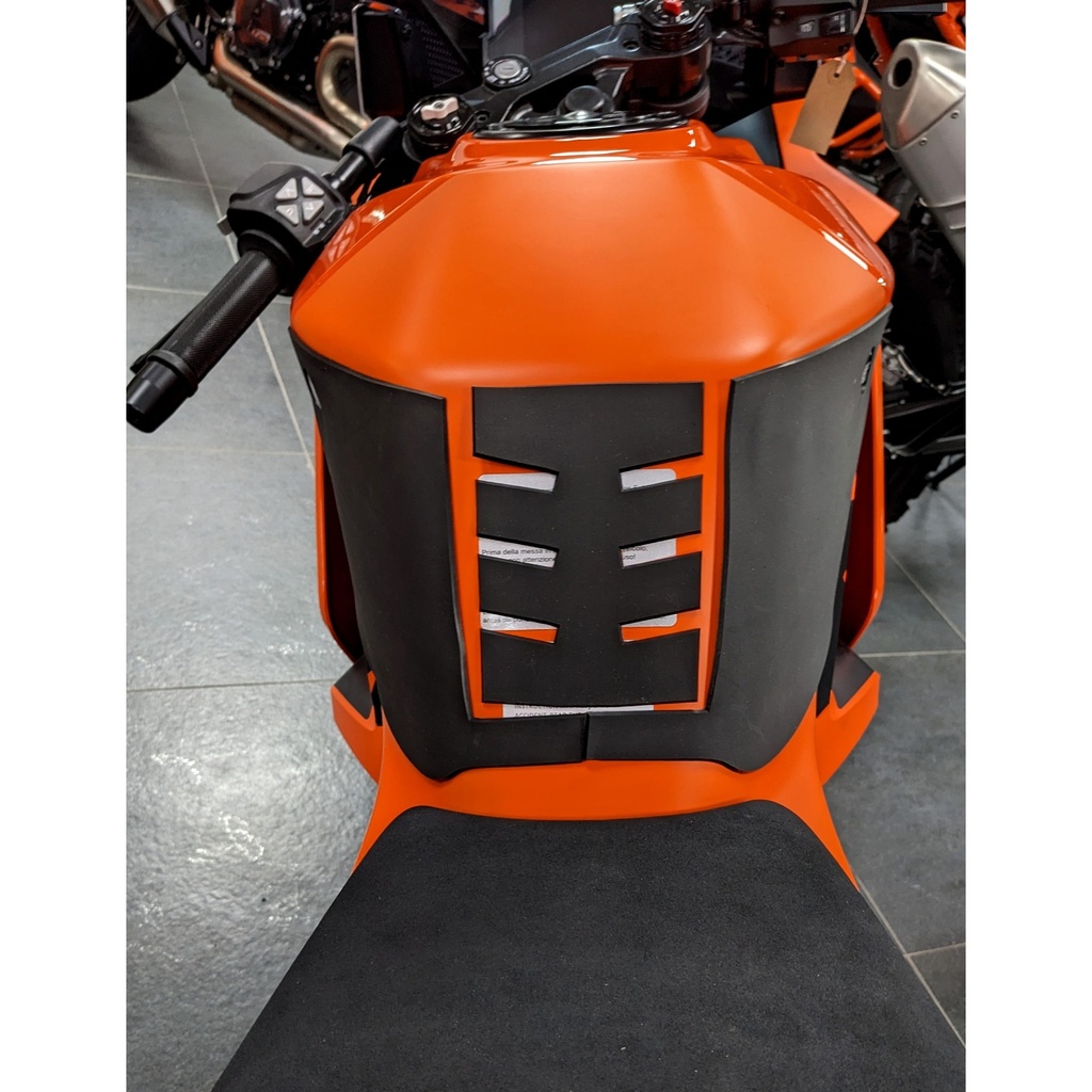 [WRAPKTM003BL] Eazi-Grip PRO Wrap-Around Tank Grip for KTM RC390 (Black) - image 2