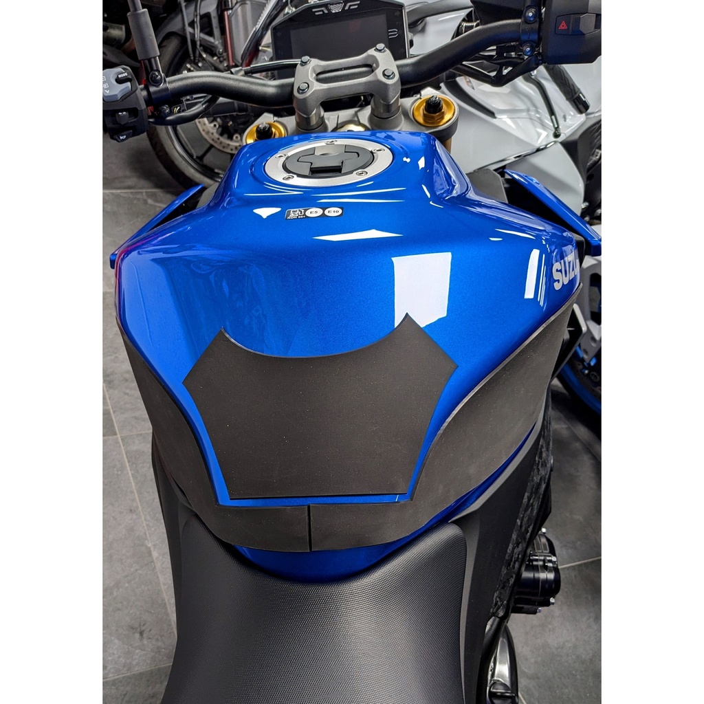 [WRAPSUZ003BL] Eazi-Grip PRO Wrap-Around Tank Grip for Suzuki GSX-S1000 (Black) - image 2