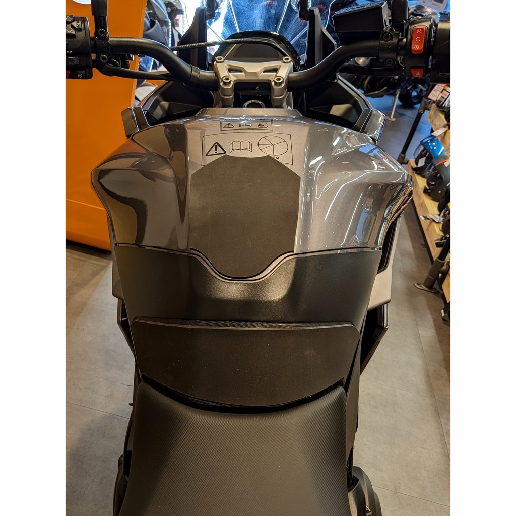 [WRAPTRI004BL] Eazi-Grip PRO Wrap-Around Tank Grip for Triumph Tiger Sport 660 800 (Black) - image 2