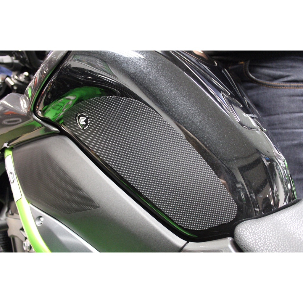 [SIL428BL] Eazi-Grip Silicone Tank Grips for Kawasaki Z900 ZH2 - image 1