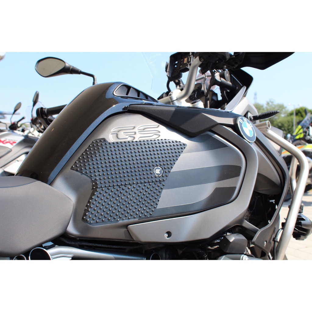 [SIL117BL] Eazi-Grip Silicone Tank Grips for BMW R1200GS R1250GS Adventure - image 1