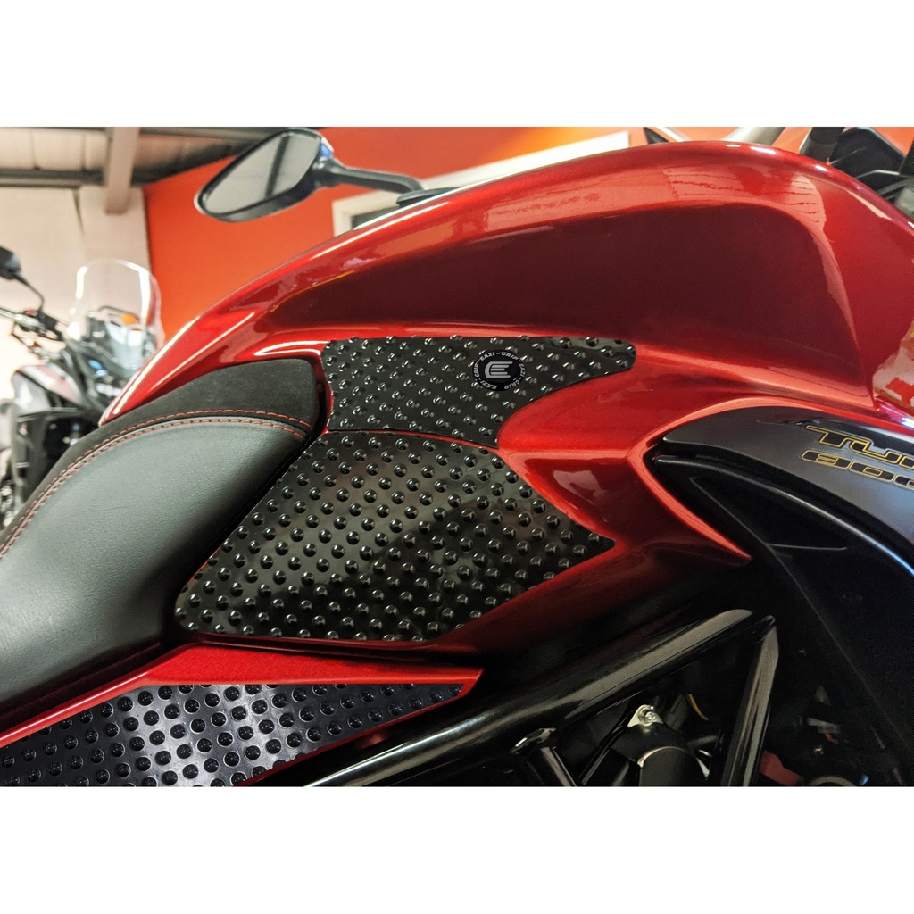 [EVO608BL] Eazi-Grip EVO Tank Grips for MV Agusta Turismo Veloce, clear or black (Black) - image 1