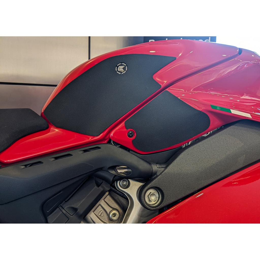 [EVO234BL] Eazi-Grip EVO Tank Grips for Ducati Panigale V4 2022 - 2024, clear or black (Black) - image 2