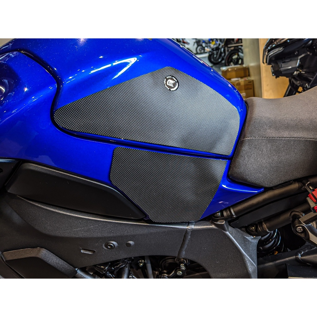 [PRO947BL] Eazi-Grip PRO Tank Grips for Yamaha MT-10, clear or black (Black) - image 1