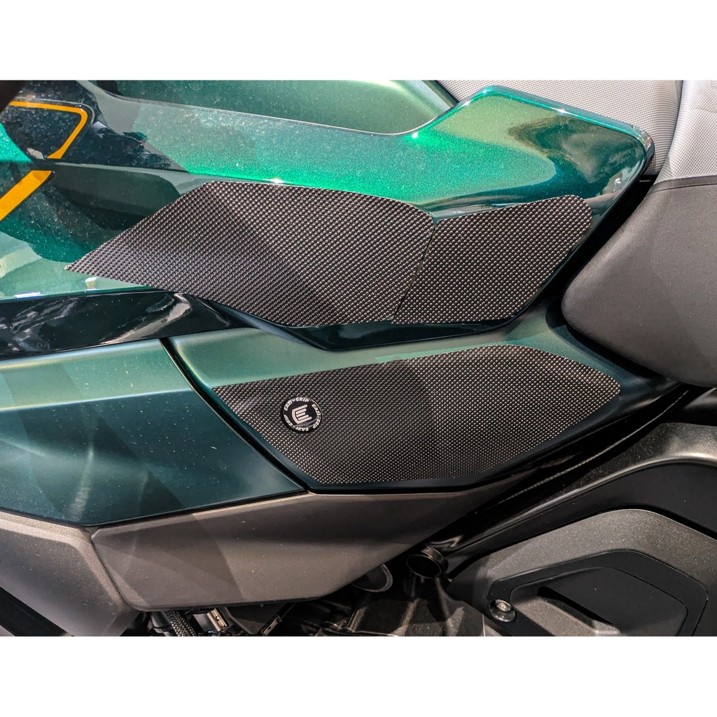 [EVO143BL] Eazi-Grip EVO Tank Grips for BMW R1300GS, clear or black (Black) - image 2