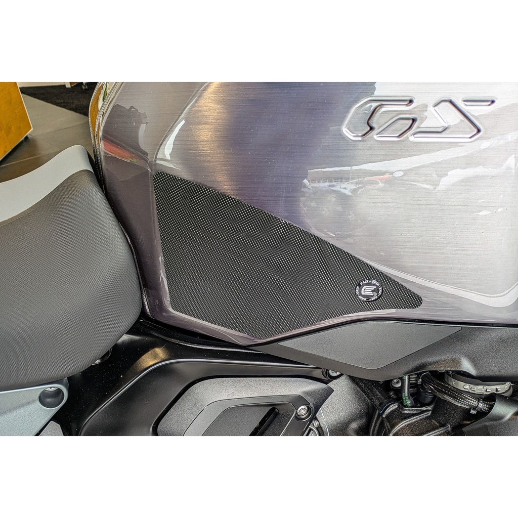 [PRO146BL] Eazi-Grip PRO Tank Grips for BMW R 1300 GS Adventure, clear or black (Black) - image 1