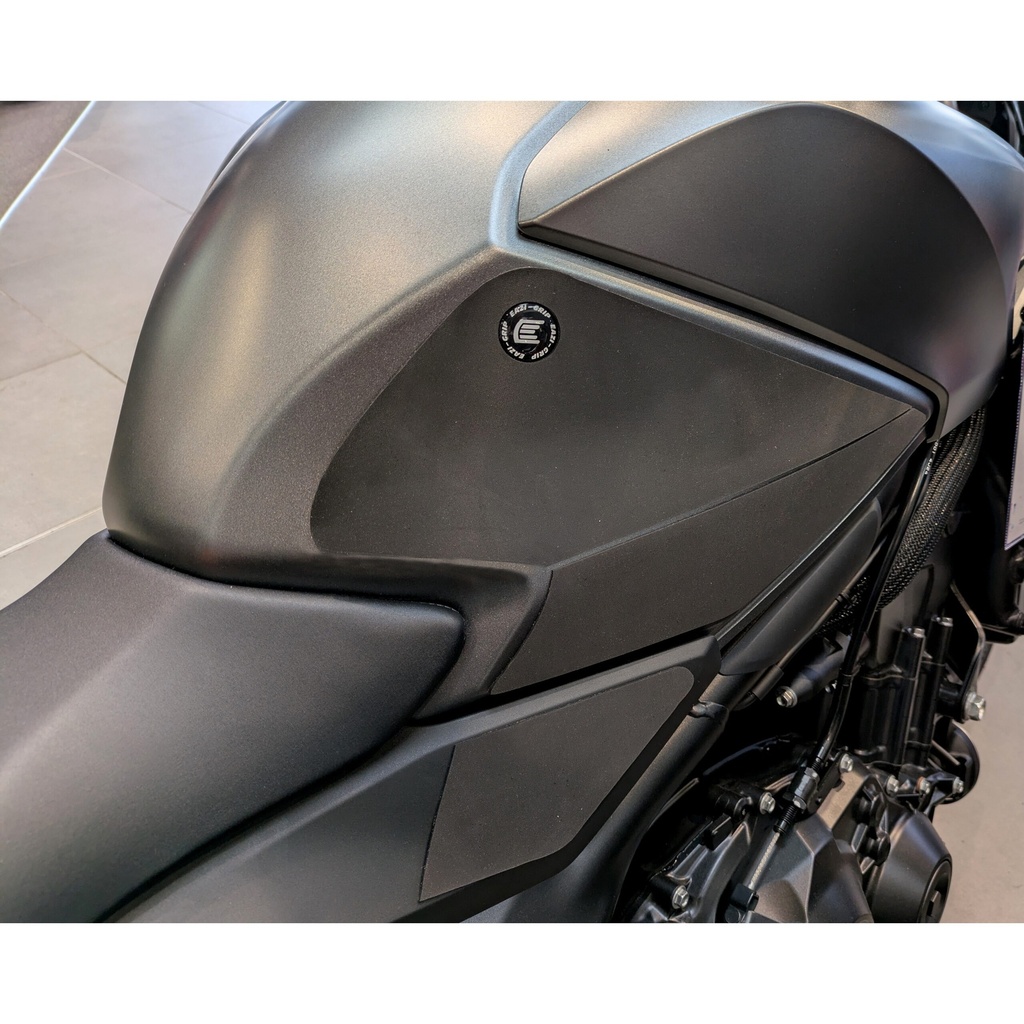 [EVO364BL] Eazi-Grip EVO Tank Grips for Honda CB1000 Hornet, clear or black (Black) - image 1