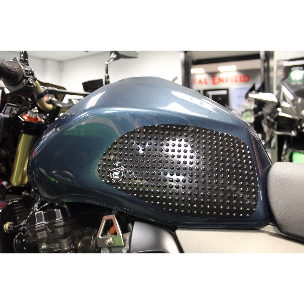 [EVO416BL] Eazi-Grip EVO Tank Grips for Kawasaki Z1000 2003 - 2006, clear or black (Black) - image 1